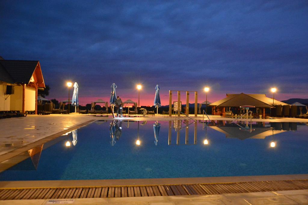 Pension La Taticu Săcălăşeni Extérieur photo