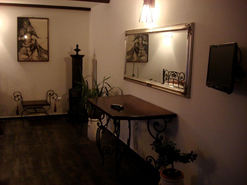Pension La Taticu Săcălăşeni Chambre photo